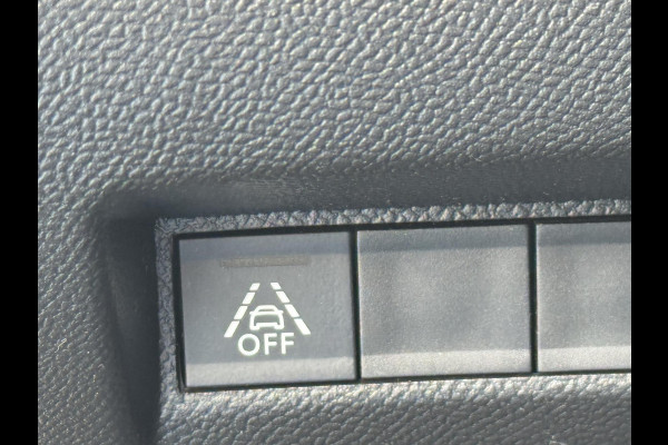 Peugeot 208 1.2 PureTech GT - Panorama dak I Navigatie I Airco I Sport pakket I 1/2 Leer I Trekhaak I Dealer onderhouden