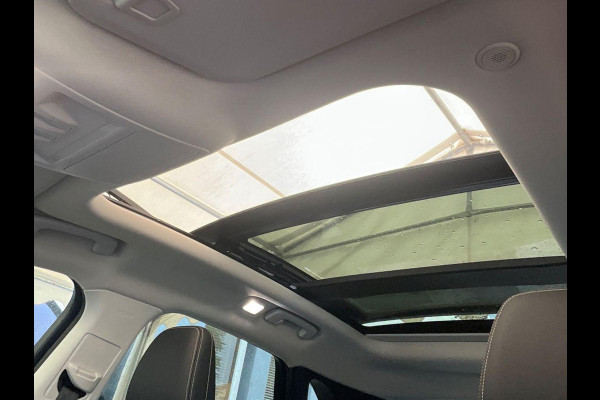 Ford Kuga 2.5 PHEV Vignale | Panoramadak | Adaptive cruise control | Winter Pack | Elektrische achterklep | Head up Display