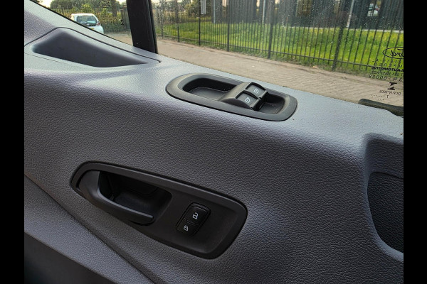 Ford Transit 350 2.0 TDCI L3H1 Ambiente | BAKWAGEN MET LAADKLEP / NAP / 6-BAK / AIRCO / CRUISE / BLUETOOTH / ARMSTEUN / EXCL. BTW
