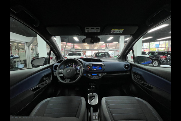 Toyota Yaris 1.5 Hybrid Bi-Tone| Lane | Camera | LED |Keyles