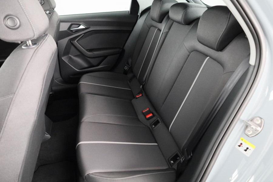 Audi A1 Sportback 30 TFSI Advanced edition 116pk Automaat | Navigatie via App | Climatronic | 17 inch Lichtmetalen velgen |