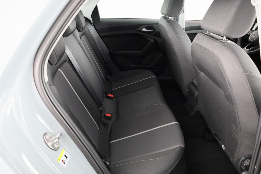 Audi A1 Sportback 30 TFSI Advanced edition 116pk Automaat | Navigatie via App | Climatronic | 17 inch Lichtmetalen velgen |
