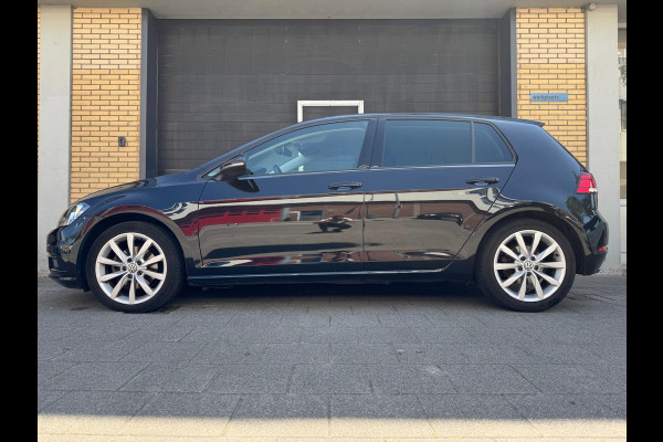 Volkswagen Golf 1.5 TSI Highline Business R