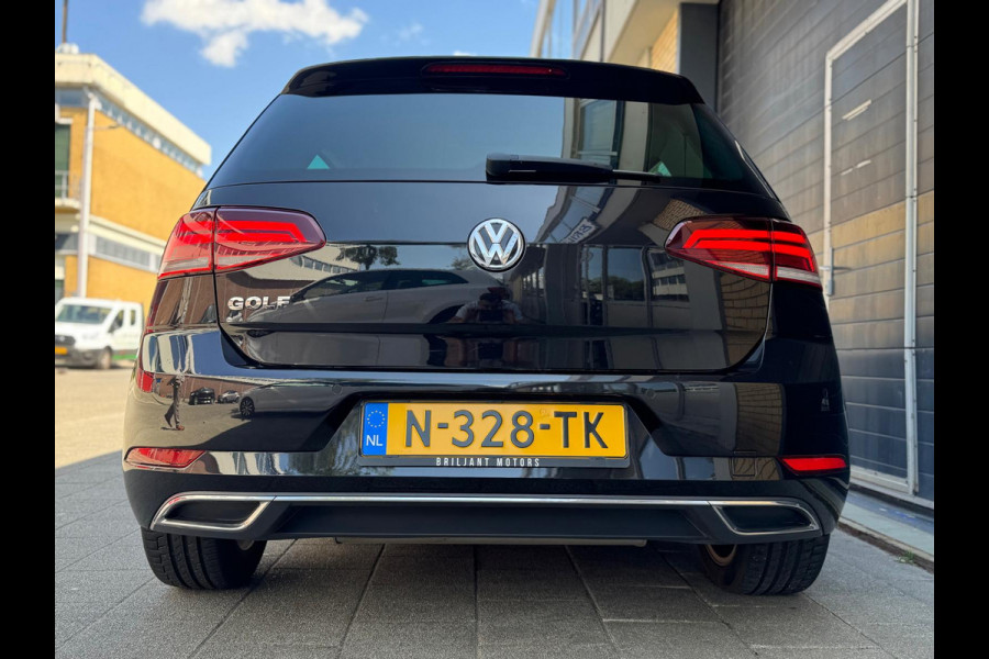 Volkswagen Golf 1.5 TSI Highline Business R