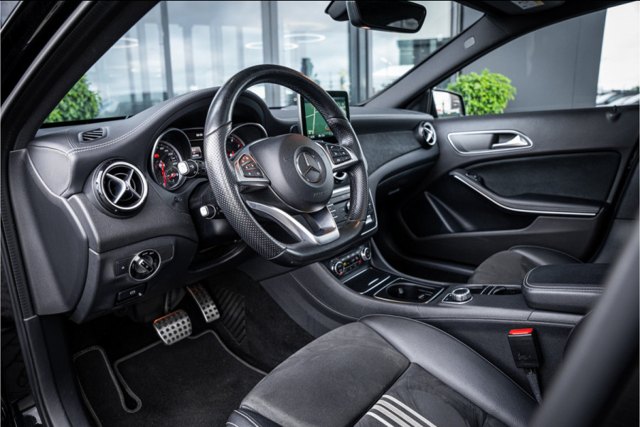 Mercedes-Benz A-Klasse A200 AMG-Line l Panorama l Keyles start l Stoel verw.