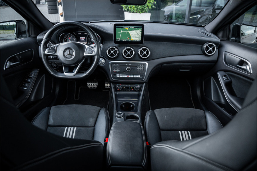 Mercedes-Benz A-Klasse A200 AMG-Line l Panorama l Keyles start l Stoel verw.