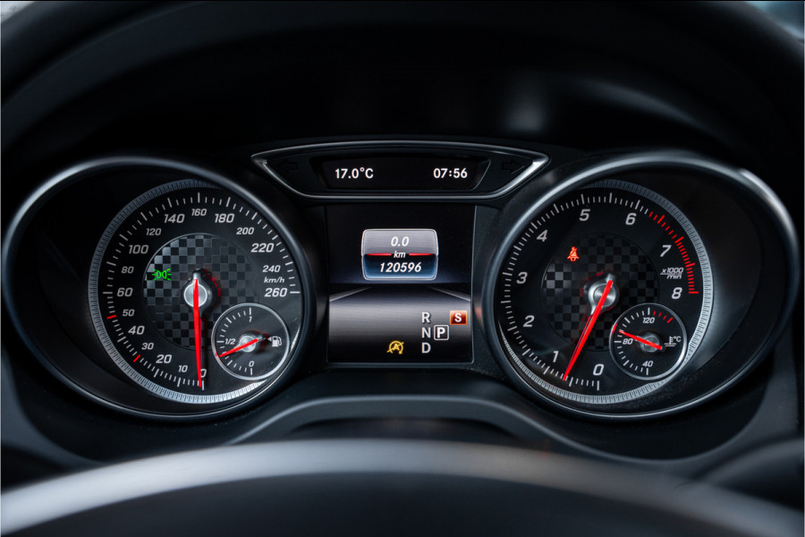 Mercedes-Benz A-Klasse A200 AMG-Line l Panorama l Keyles start l Stoel verw.