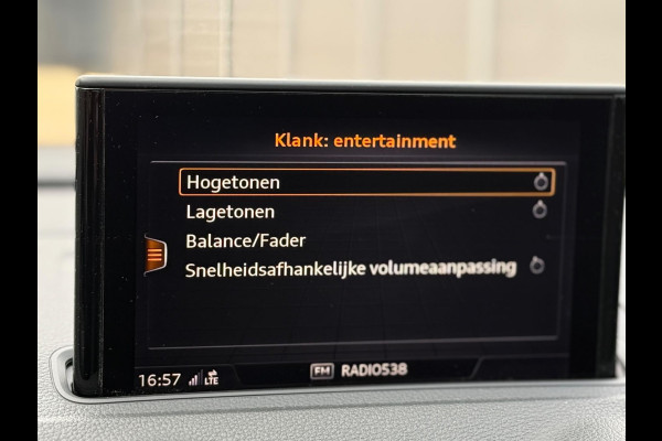 Audi A3 Limousine 30 TFSI Sport CarPlay