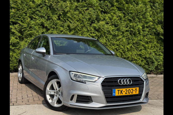 Audi A3 Limousine 30 TFSI Sport CarPlay
