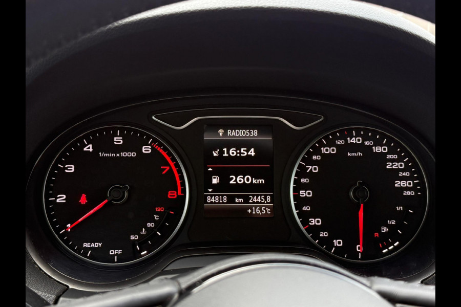 Audi A3 Limousine 30 TFSI Sport CarPlay