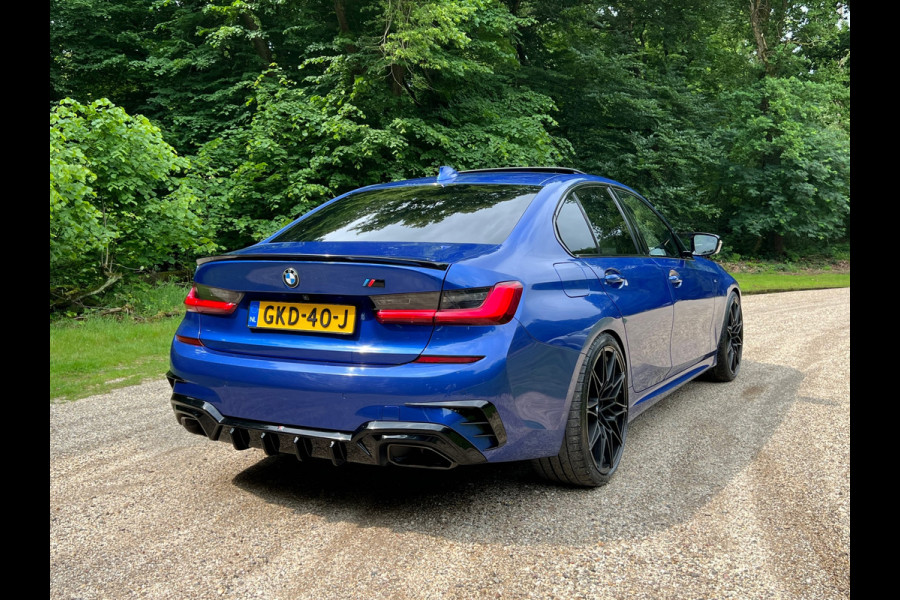 BMW 3-serie 330e High Executive | M Sport Automaat / Schuif-kanteldak / Sportstoelen / Adaptieve LED / M Adaptief onderstel