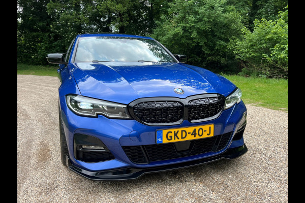 BMW 3-serie 330e High Executive | M Sport Automaat / Schuif-kanteldak / Sportstoelen / Adaptieve LED / M Adaptief onderstel