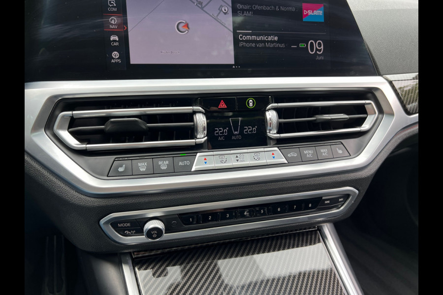 BMW 3-serie 330e High Executive | M Sport Automaat / Schuif-kanteldak / Sportstoelen / Adaptieve LED / M Adaptief onderstel