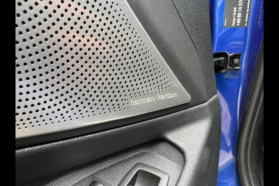 BMW 3-serie 330e High Executive | M Sport Automaat / Schuif-kanteldak / Sportstoelen / Adaptieve LED / M Adaptief onderstel