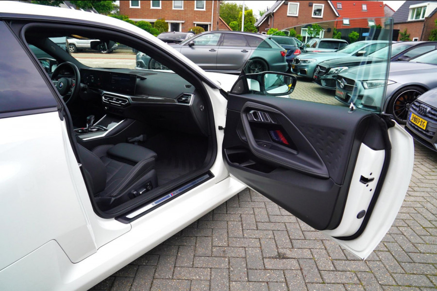 BMW 2 Serie Coupé M2 | Carbon Dak | M Aerodynamica | BTW | Headup | Stuurverwarming