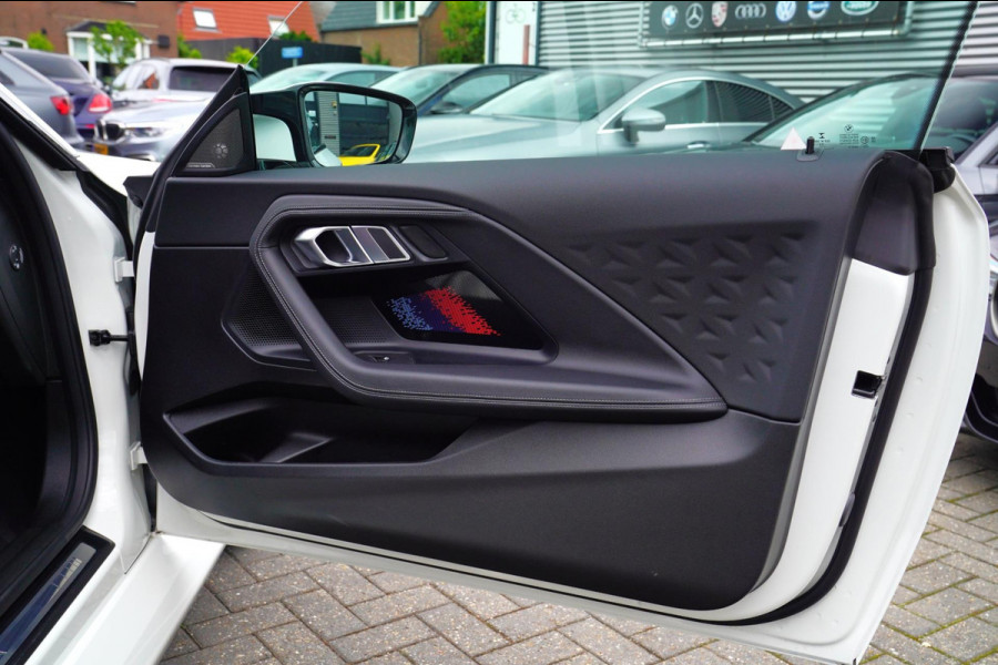 BMW 2 Serie Coupé M2 | Carbon Dak | M Aerodynamica | BTW | Headup | Stuurverwarming