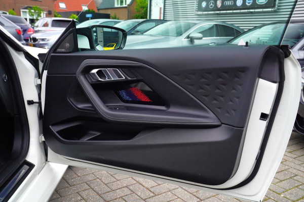BMW 2 Serie Coupé M2 | Carbon Dak | M Aerodynamica | BTW | Headup | Stuurverwarming