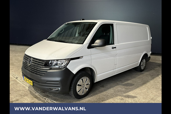 Volkswagen Transporter 2.0 TDI 150 pk L2H1 Euro6 # Airco | Trekhaak | Cruisecontrol | Apple Carplay | PDC Parkeersensoren, Android Auto