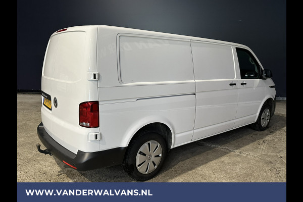Volkswagen Transporter 2.0 TDI 150 pk L2H1 Euro6 # Airco | Trekhaak | Cruisecontrol | Apple Carplay | PDC Parkeersensoren, Android Auto