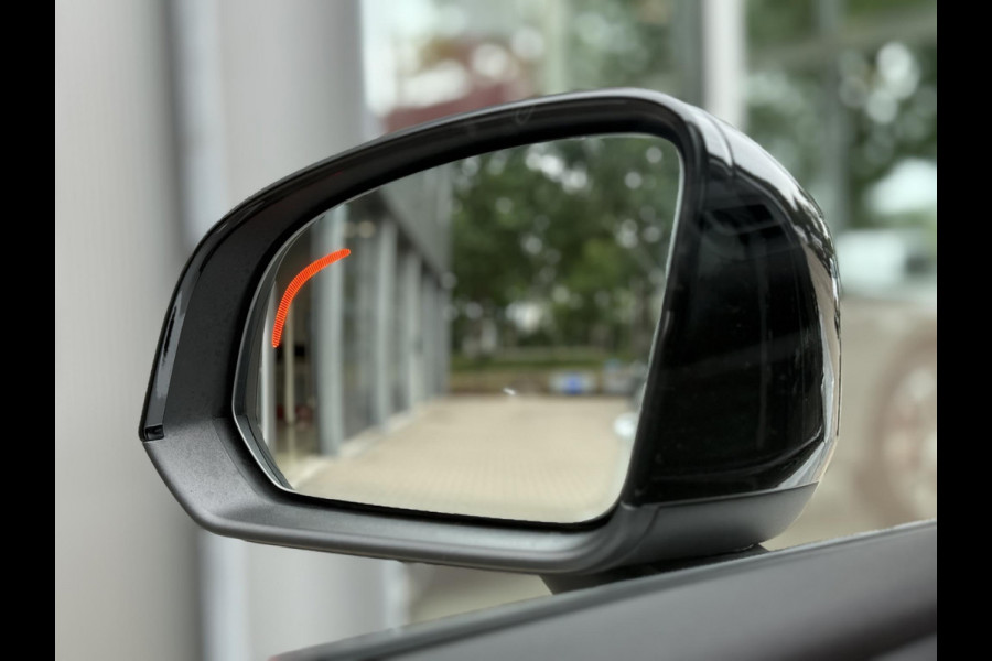 Volvo XC40 1.5 T5 Twin Engine R-Design |Pano|Harman Kardon|Pilot|Memory|360CAM|Winter|SOH85%