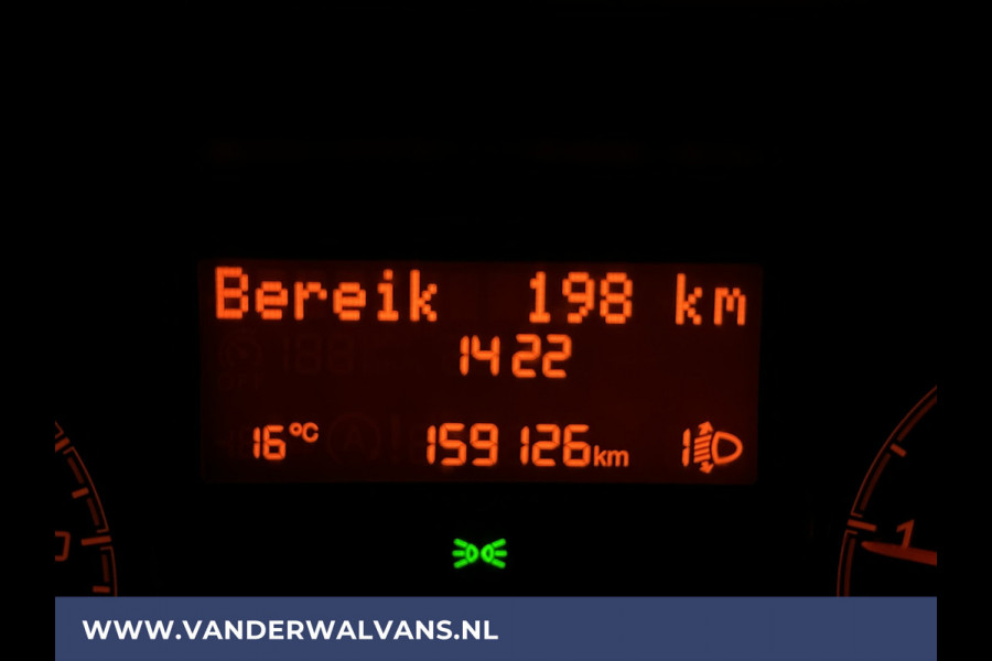 Peugeot Boxer 2.2 BlueHDi 120pk L2H2 Euro6 # Airco | Parkeersensoren Bijrijdersbank
