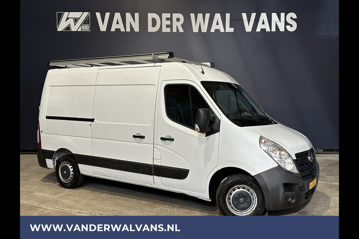 Opel Movano 2.3 CDTI 146pk L2H2 Euro6 # Airco | Imperiaal | Navigatie | Camera | 2500kg trekhaak | Cruisecontrol Parkeersensoren, Trap, Bijrijdersbank Opel Movano 2.3 CDTI 146pk L2H2 Euro6 # Airco | Imperiaal | Navigatie | Camera | 2500kg trekhaak | Cruisecontrol Parkeersensoren, Trap, Bijrijdersbank