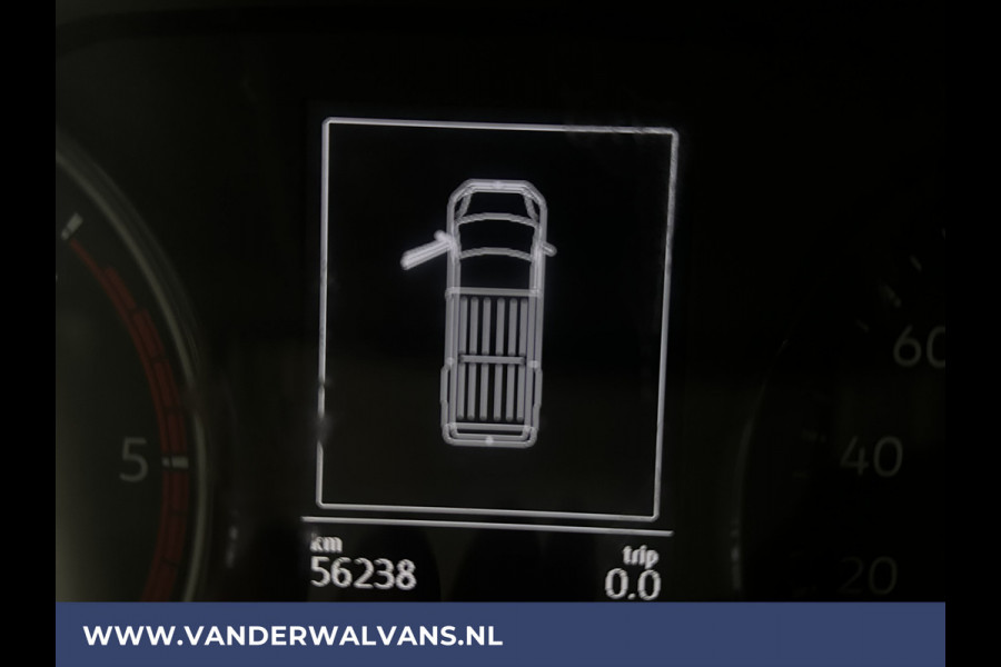 Volkswagen Crafter 2.0 TDI 140pk L3H3 L2H2 Euro6 Airco | Camera | Apple Carplay | Android Auto Parkeersensoren, Bijrijdersbank