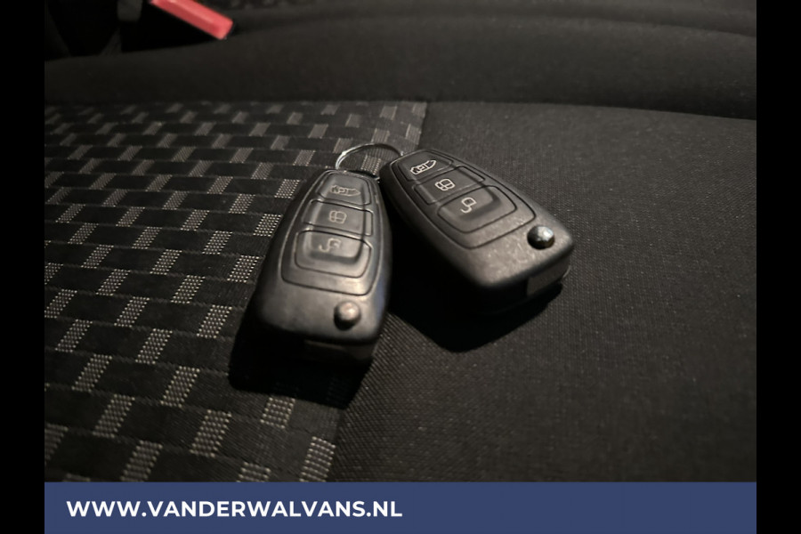 Ford Transit 2.0 TDCI 131pk L3H2 Euro6 ** Airco | Camera | Navigatie | Apple Carplay | Cruisecontrol Android Auto, Verwarmde voorruit, Stoelverwarming, Parkeersensoren, Bijrijdersbank