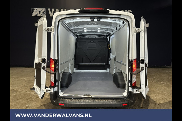 Ford Transit 2.0 TDCI 131pk L3H2 Euro6 Airco | Camera | Navigatie | Apple Carplay | Cruisecontrol Stoelverwarming, Verwarmde voorruit, Parkeersensoren, Bijrijdersbank, 2500kg trekvermogen