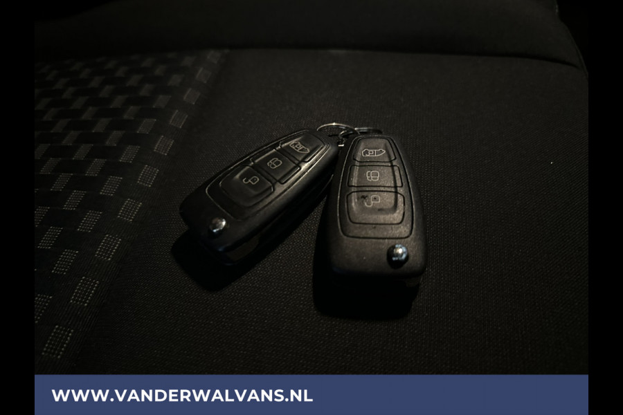 Ford Transit 2.0 TDCI 131pk L3H2 Euro6 Airco | Camera | Navigatie | Apple Carplay | Cruisecontrol Stoelverwarming, Verwarmde voorruit, Parkeersensoren, Bijrijdersbank, 2500kg trekvermogen