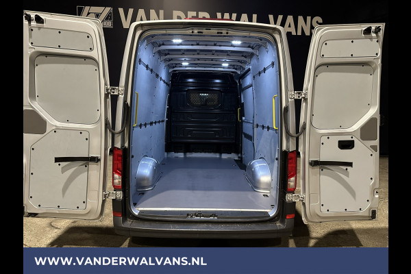 Volkswagen Crafter 2.0 TDI 140 pk L3H3 L2H2 Euro6 Airco | Navigatie | Apple Carplay | Cruisecontrol Android Auto, Bijrijdersbank, 3000kg trekvermogen, zilver