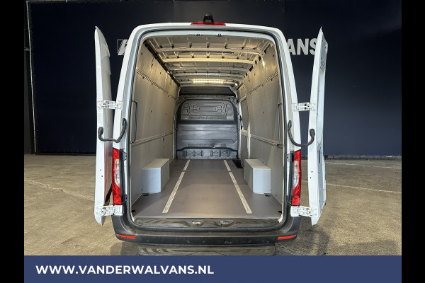 Mercedes-Benz Sprinter 315 CDI 150pk L3H2 Euro6 Airco | Navigatie | Front + Back Camera | Apple Carplay Android Auto, cruisecontrol, Chauffeursstoel, Parkeersensoren, Stoelverwarming, Bijrijdersbank