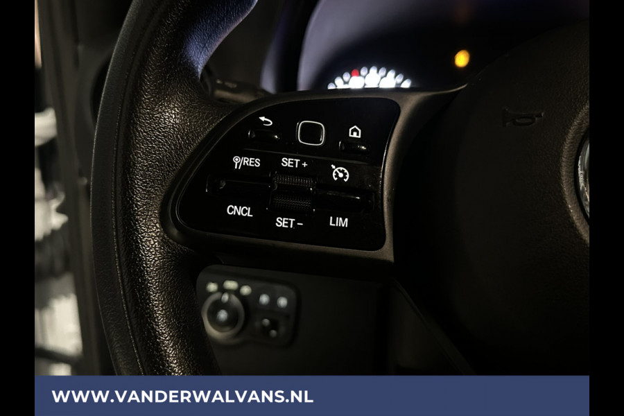 Mercedes-Benz Sprinter 315 CDI 150pk L3H2 Euro6 Airco | Navigatie | Front + Back Camera | Apple Carplay Android Auto, cruisecontrol, Chauffeursstoel, Parkeersensoren, Stoelverwarming, Bijrijdersbank