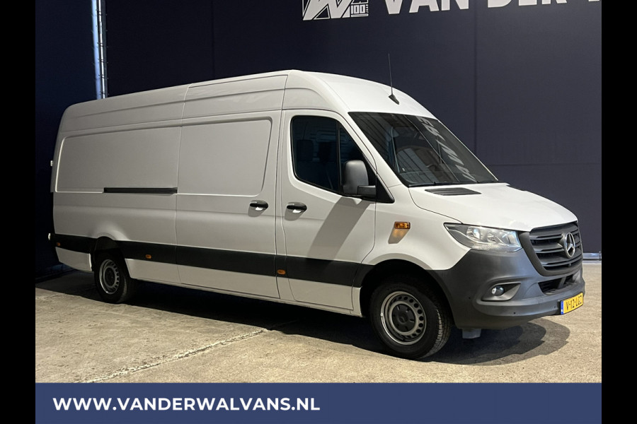 Mercedes-Benz Sprinter 315 CDI 150pk L3H2 Euro6 Airco | Navigatie | Front + Back Camera | Apple Carplay Android Auto, cruisecontrol, Chauffeursstoel, Parkeersensoren, Stoelverwarming, Bijrijdersbank