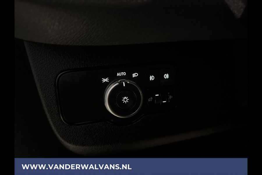 Mercedes-Benz Sprinter 315 CDI 150pk L3H2 Euro6 Airco | Navigatie | Front + Back Camera | Apple Carplay Android Auto, cruisecontrol, Chauffeursstoel, Parkeersensoren, Stoelverwarming, Bijrijdersbank