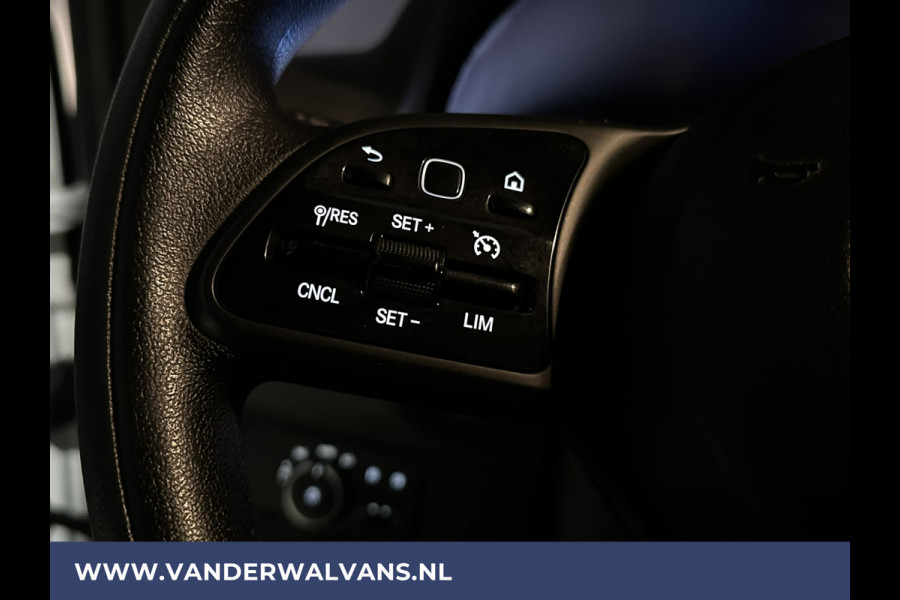 Mercedes-Benz Sprinter 314 CDI 143pk L2H2 Euro6 # Airco | Camera | Navigatie | Apple Carplay | Trekhaak Android Auto, Cruisecontrol, Chauffeursstoel