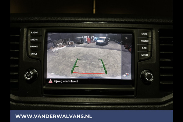 Volkswagen Crafter 2.0 TDI 141pk L3H3 L2H2 Euro6 Airco | Camera | Apple Carplay | Andoid Auto Bijrijdersbank