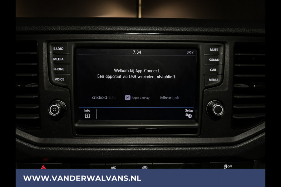 Volkswagen Crafter 2.0 TDI 141pk L3H3 L2H2 Euro6 Airco | Camera | Apple Carplay | Andoid Auto Bijrijdersbank