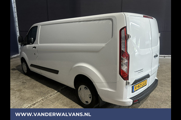 Ford Transit Custom 2.0 TDCI L2H1 Euro6 Airco | Camera | Navigatie | LED | Cruisecontrol | Stoelverwarming Apple Carplay, Android Auto, Verwarmde voorruit,  2800kg trekvermogen, parkeersensoren, Bijrijdersbank
