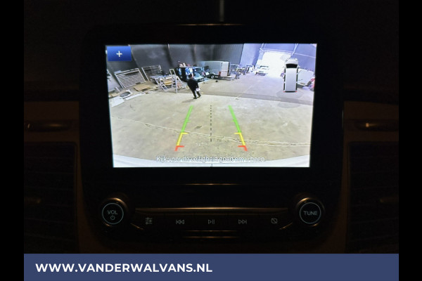 Ford Transit 2.0 TDCI 131pk L4H3 Jumbo Euro6 Airco | Camera | Navigatie | Apple Carplay | Cruisecontrol Android Auto, Stoelverwarming, Verwarmde voorruit, Parkeersensoren, Bijrijdersbank