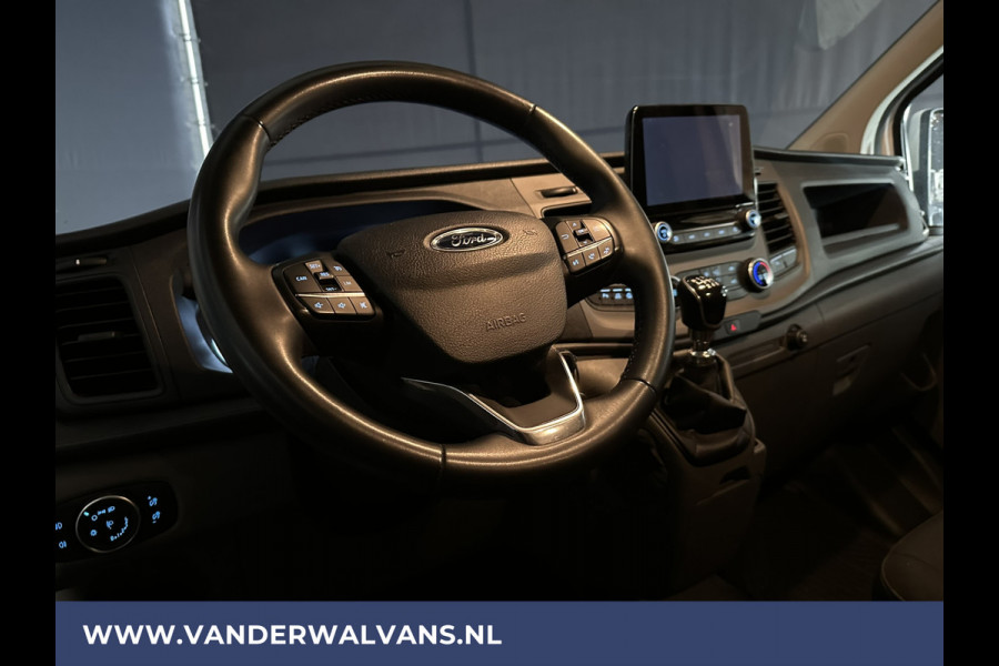 Ford Transit Custom 2.0 TDCI L2H1 Euro6 Airco | Camera | Navigatie | LED | Apple Carplay | Cruisecontrol Android Auto, Verwarmde voorruit, Parkeersensoren, Bijrijdersbank, 2670kg trekvermogen