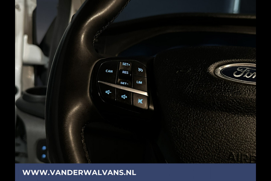Ford Transit Custom 2.0 TDCI 130 pk L2H1 Euro6 Airco | LED | Cruisecontrol | Verwarmde voorruit | 2800kg trekvermogen Parkeersensoren, Bijrijdersbank,