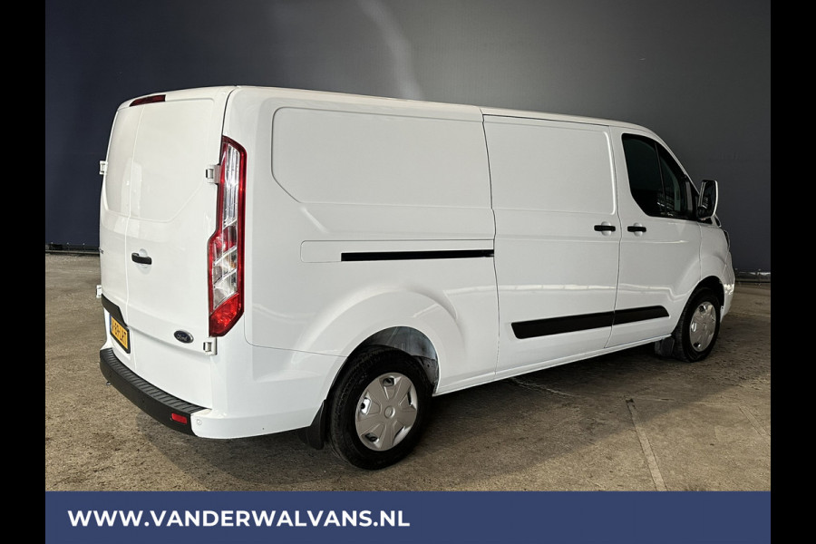 Ford Transit Custom 2.0 TDCI 130 pk L2H1 Euro6 Airco | LED | Cruisecontrol | Verwarmde voorruit | 2800kg trekvermogen Parkeersensoren, Bijrijdersbank,