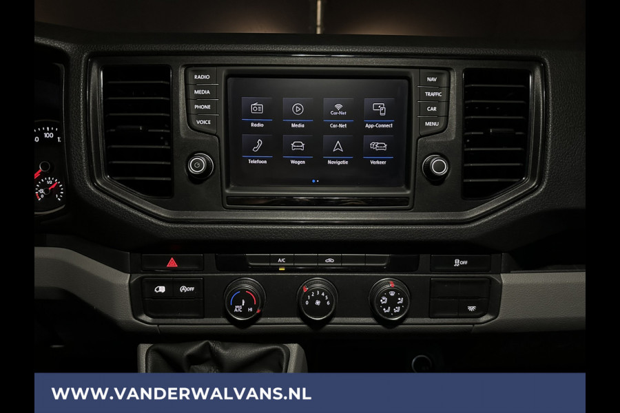 Volkswagen Crafter 2.0 TDI 140 pk L3H3 L2H2 Euro6 Airco | Navigatie | Apple Carplay | Cruisecontrol Android Auto, Bijrijdersbank, 3000kg trekvermogen, zilver