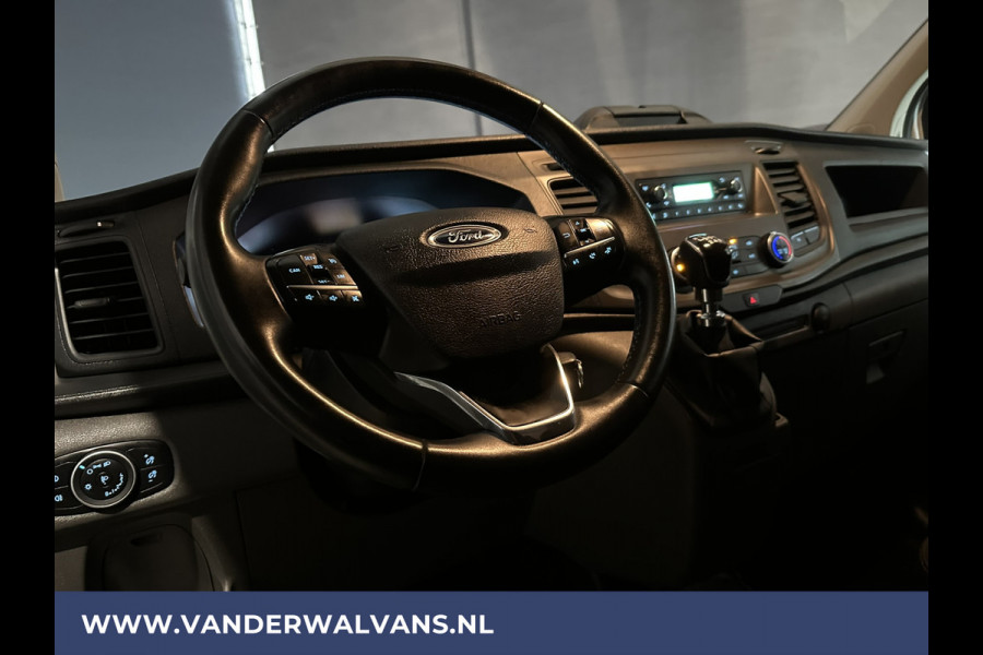 Ford Transit Custom 2.0 TDCI 130pk L2H1 Euro6 Airco | LED | Cruisecontrol | Verwarmde voorruit | Parkeersensoren Bijrijdersbank, 2800kg trekvermogen