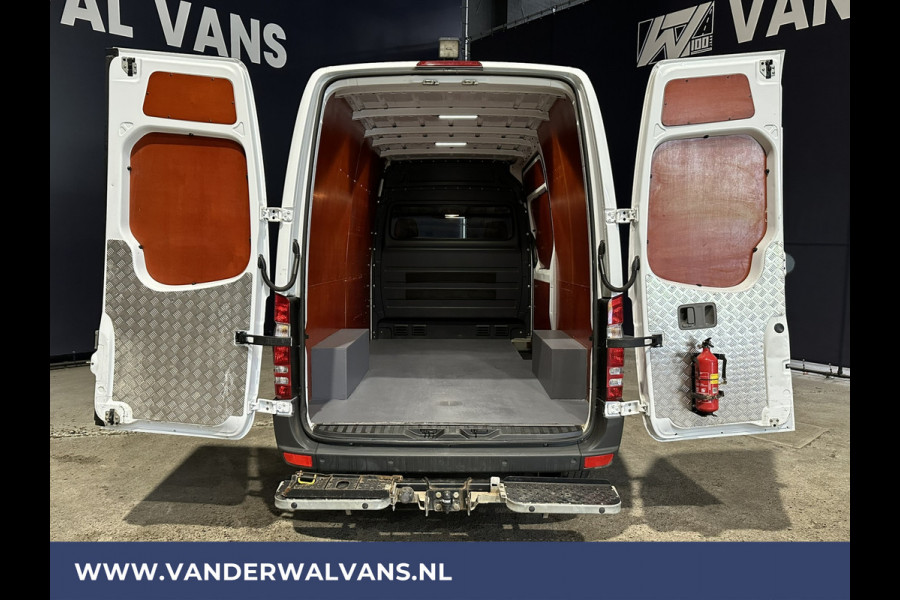Mercedes-Benz Sprinter 316 CDI 163pk L2H2 Euro6 Airco | 2800kg trekhaak | Cruisecontrol Parkeersensoren