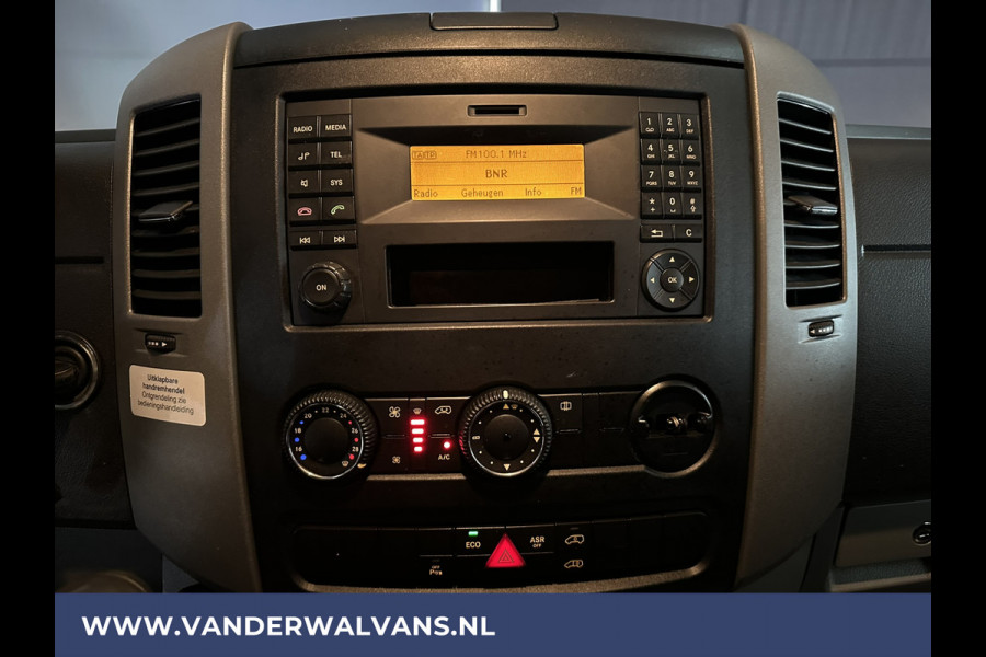 Mercedes-Benz Sprinter 316 CDI 163pk L2H2 Euro6 Airco | 2800kg trekhaak | Cruisecontrol Parkeersensoren