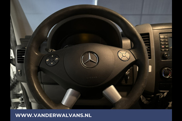 Mercedes-Benz Sprinter 316 CDI 163pk L2H2 Euro6 Airco | 2800kg trekhaak | Cruisecontrol Parkeersensoren