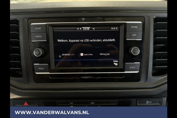 Volkswagen Crafter 2.0 TDI L3H3 L2H2 Euro6 Airco | Imperiaal | Cruisecontrol | Trekhaak Apple Carplay, Android Auto, Parkeersensoren, Sidebars, Bijrijdersbank, trap