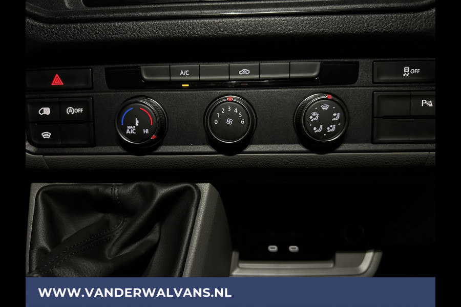 Volkswagen Crafter 2.0 TDI L3H3 L2H2 Euro6 Airco | Imperiaal | Cruisecontrol | Trekhaak Apple Carplay, Android Auto, Parkeersensoren, Sidebars, Bijrijdersbank, trap
